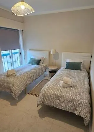 Rocha Dreamhouse 1 - Duplex Renovated 2024 Portimao